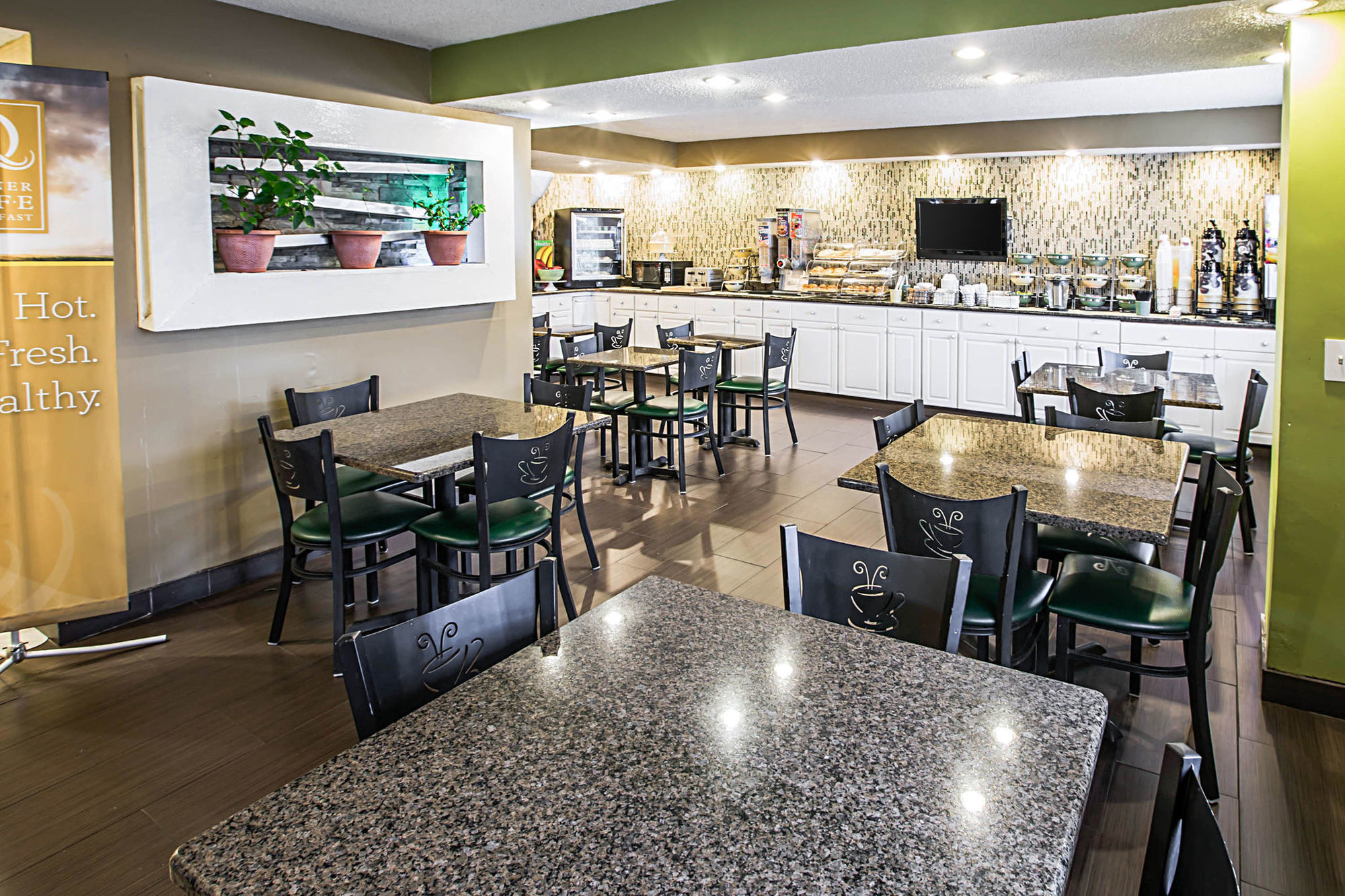 Baymont By Wyndham Wilmington Hotel Facilities photo