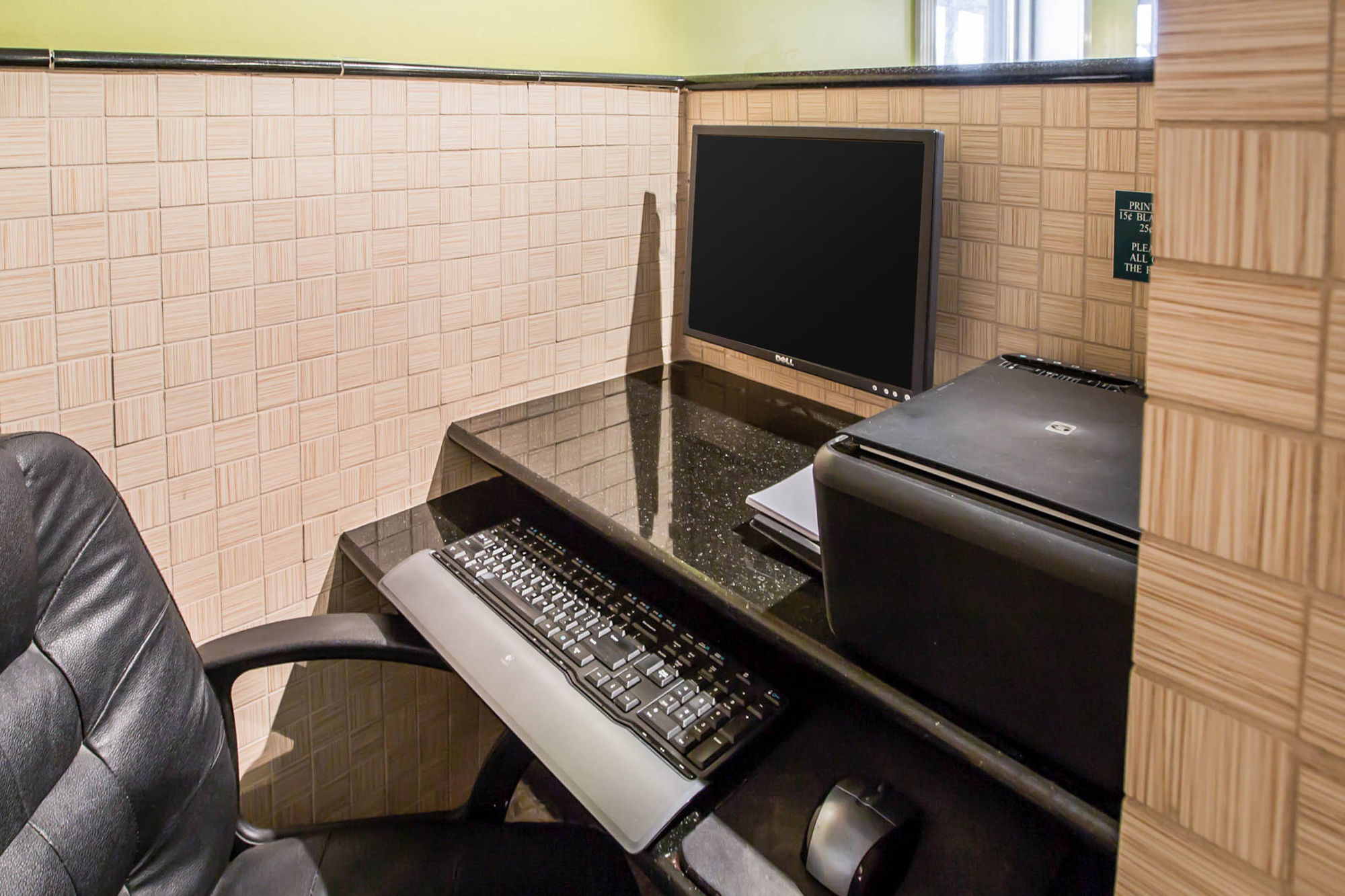 Baymont By Wyndham Wilmington Hotel Facilities photo