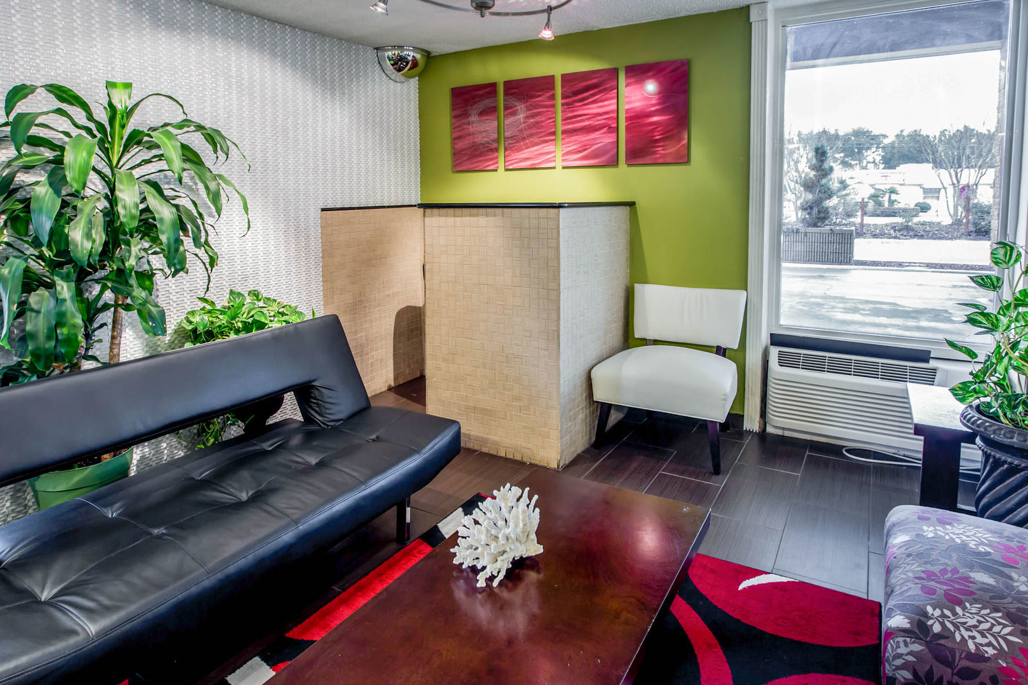Baymont By Wyndham Wilmington Hotel Interior photo